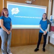 Das FSJ als Einstieg in das Leben - Besuch von zwei FSJlerinnen an unserer Schule