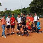Erfolgreicher Auftakt der Tennissaison bei Jugend trainiert