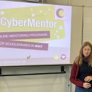 Cyber-Mentorin aus Regensburg zu Besuch am HCG
