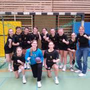Handballerinnen WK II / II und IV Sieger im Kreisfinale